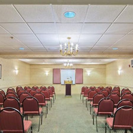 The Abraham Lincoln Hotel Reading Facilities photo